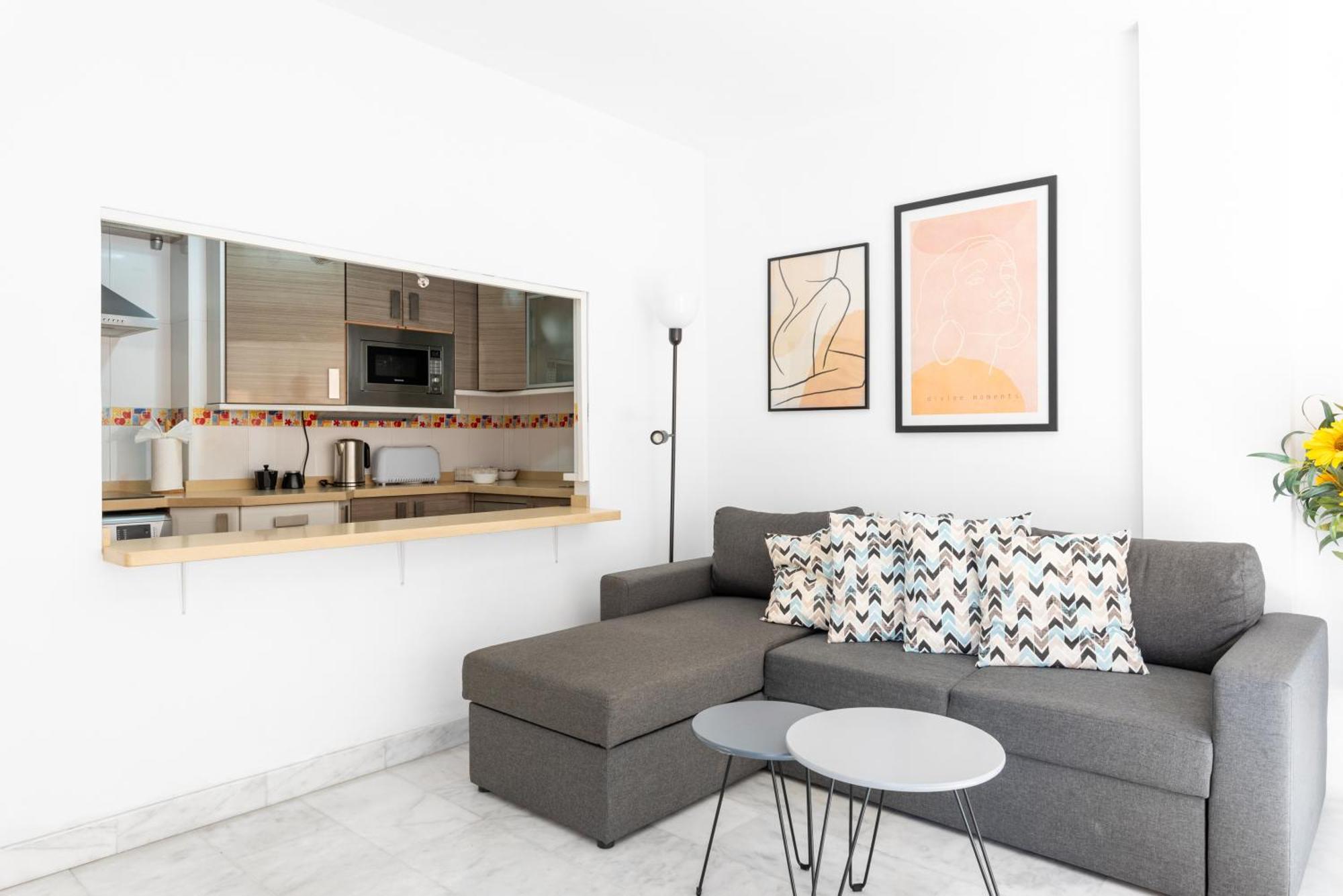 Wintowinrentals Quiet Apartment, Good Location, Free Parking Málaga Esterno foto