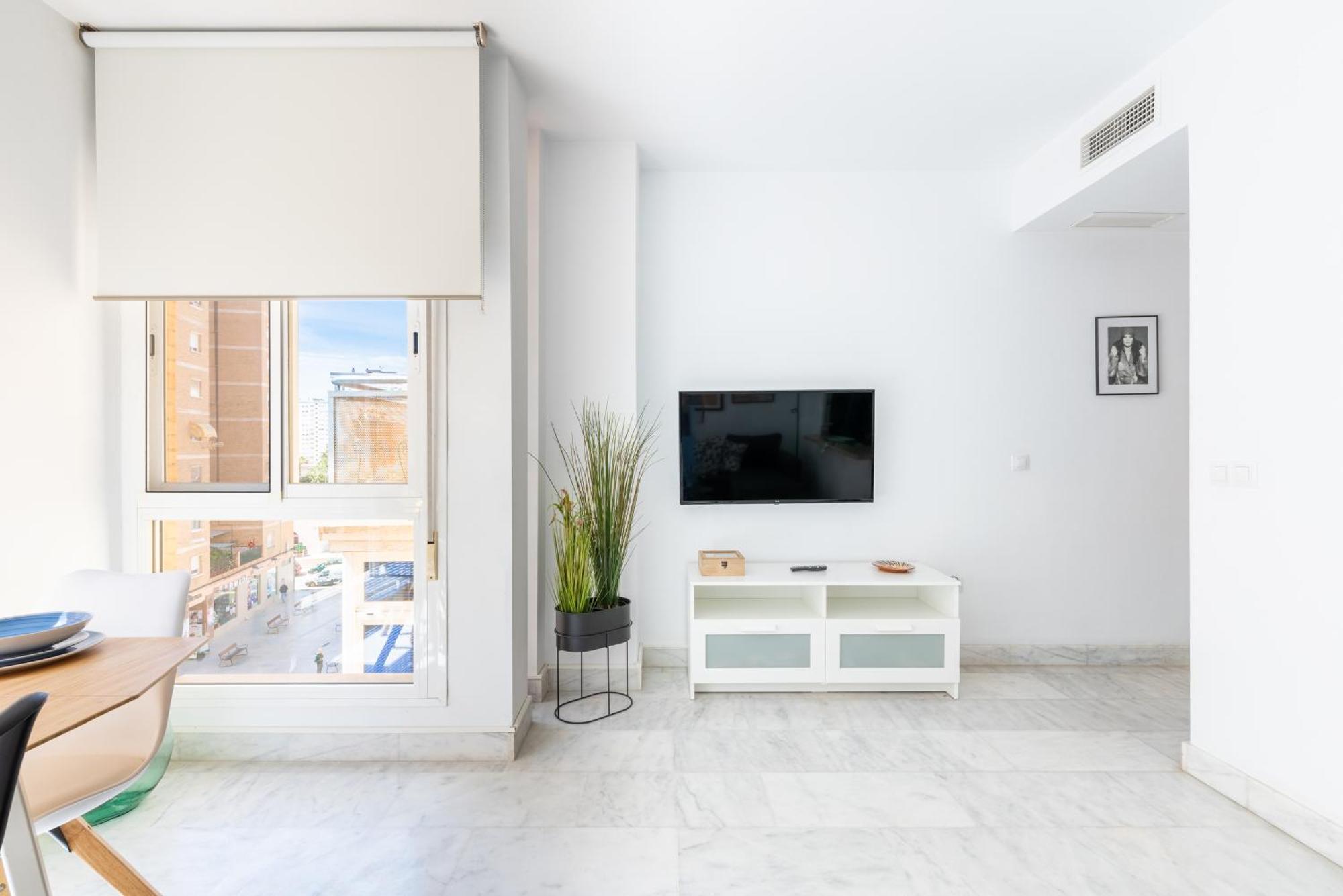 Wintowinrentals Quiet Apartment, Good Location, Free Parking Málaga Esterno foto