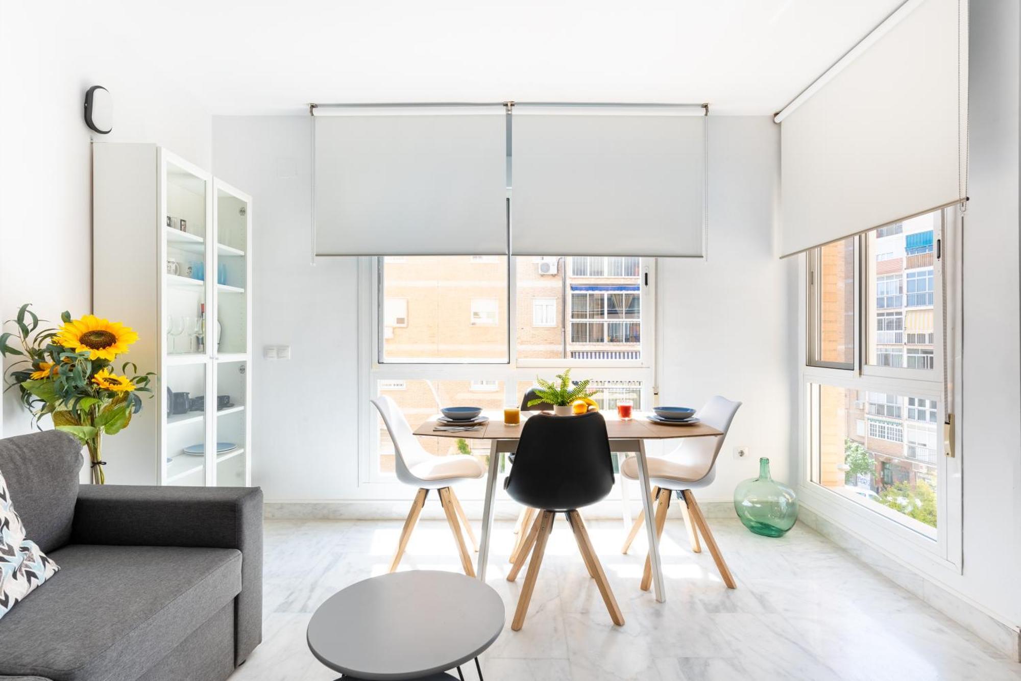 Wintowinrentals Quiet Apartment, Good Location, Free Parking Málaga Esterno foto